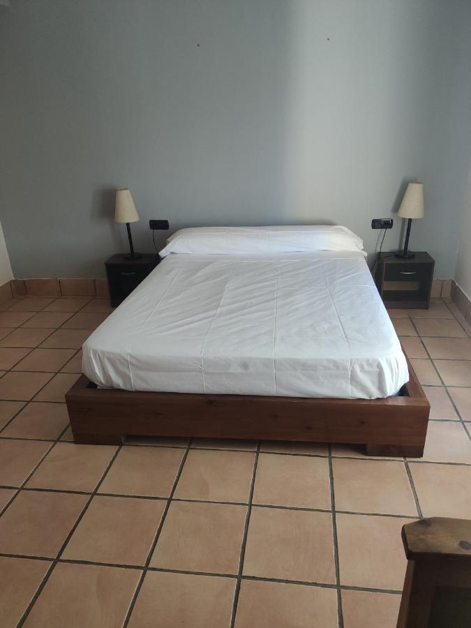 Hostal Tastavins Penarroya De Tastavins Ngoại thất bức ảnh