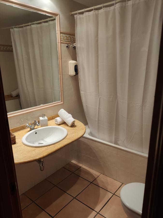 Hostal Tastavins Penarroya De Tastavins Ngoại thất bức ảnh